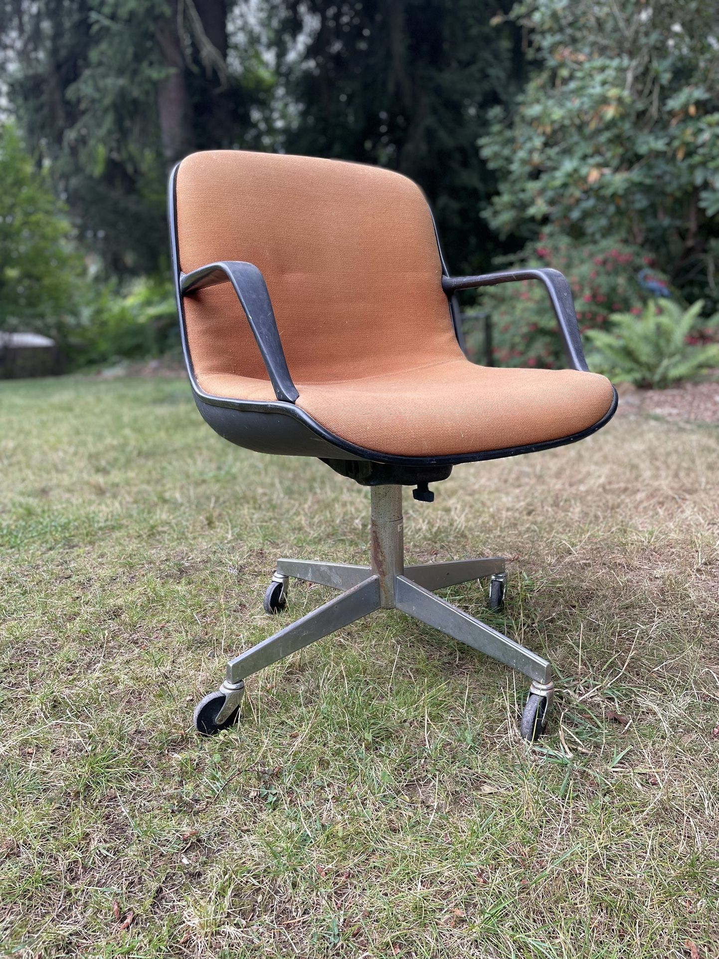 Vintage Steelcase Pollock Office Arm Chair