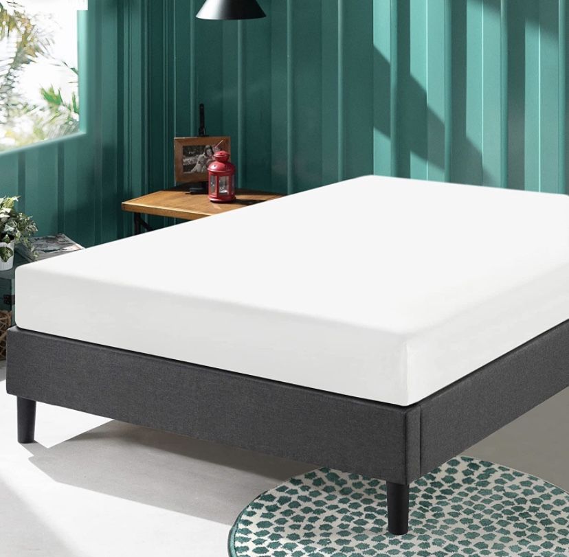 Queen-sized Platform Bed With 3-year-old Costco Mattress