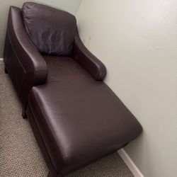 (Pair of 2) Leather Chaise Lounge Chairs 
