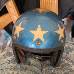 Vintage easy rider helmet