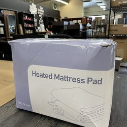 King Size Heated Mattress Pad Electric Mattress Pad w/ Dual Controllers Machine Washable 78"x 80" - White  