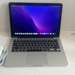 MacBook Pro (Retina,13-inch 2015 ) Core I5 , Memory 8GB Ram , Storage 256 SSD Comes With Charger 