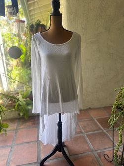 Express One Eleven Top Hi Low Back Long Sleeve Scoop Neck Women's Top