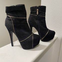 Black Glamor Booties