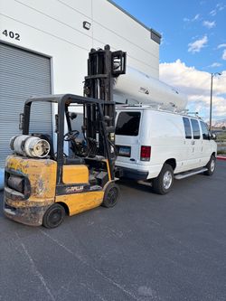 Cat forklift