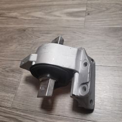 Engine Transmiss Mount For Ford Fusion Lincoln Zephyr Mazda 6 Mercury Milan