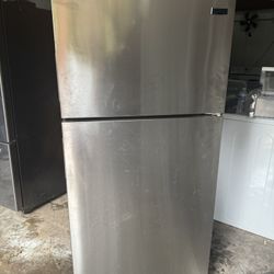 Maytag Refrigerator 