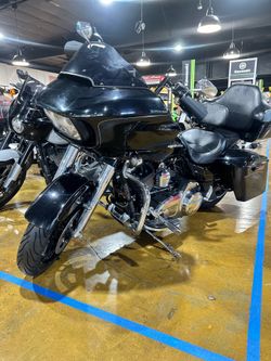 Harley road glide
