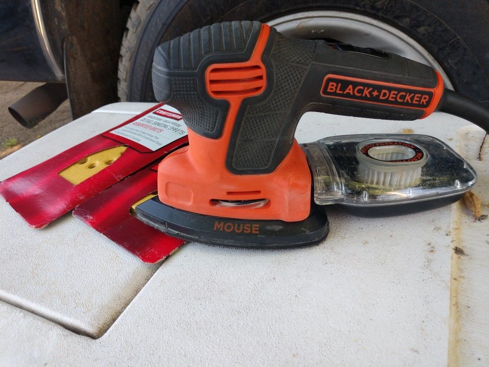 Black decker sander