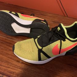 Men’s Nike Duel Racer Volt Sneakers Size 12.5, Bright Crimson Colors Worn Once