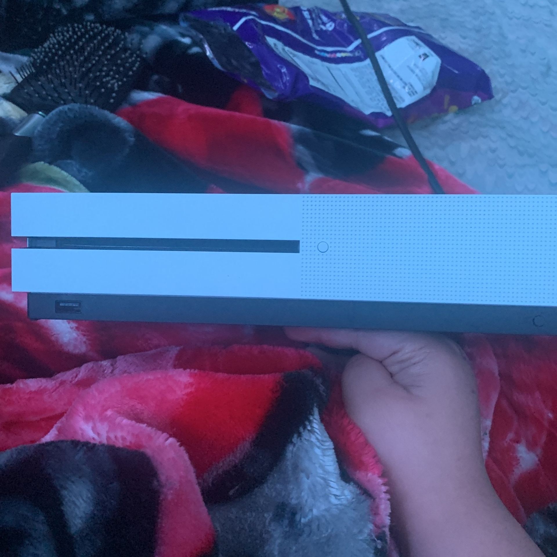 Xbox One S