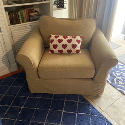 Pottery Barn Chair & A Half Beige Washable Slipcover Need Gone Today!