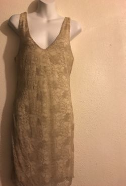 Nude color dress small