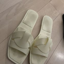 Zara Women Flats (white)