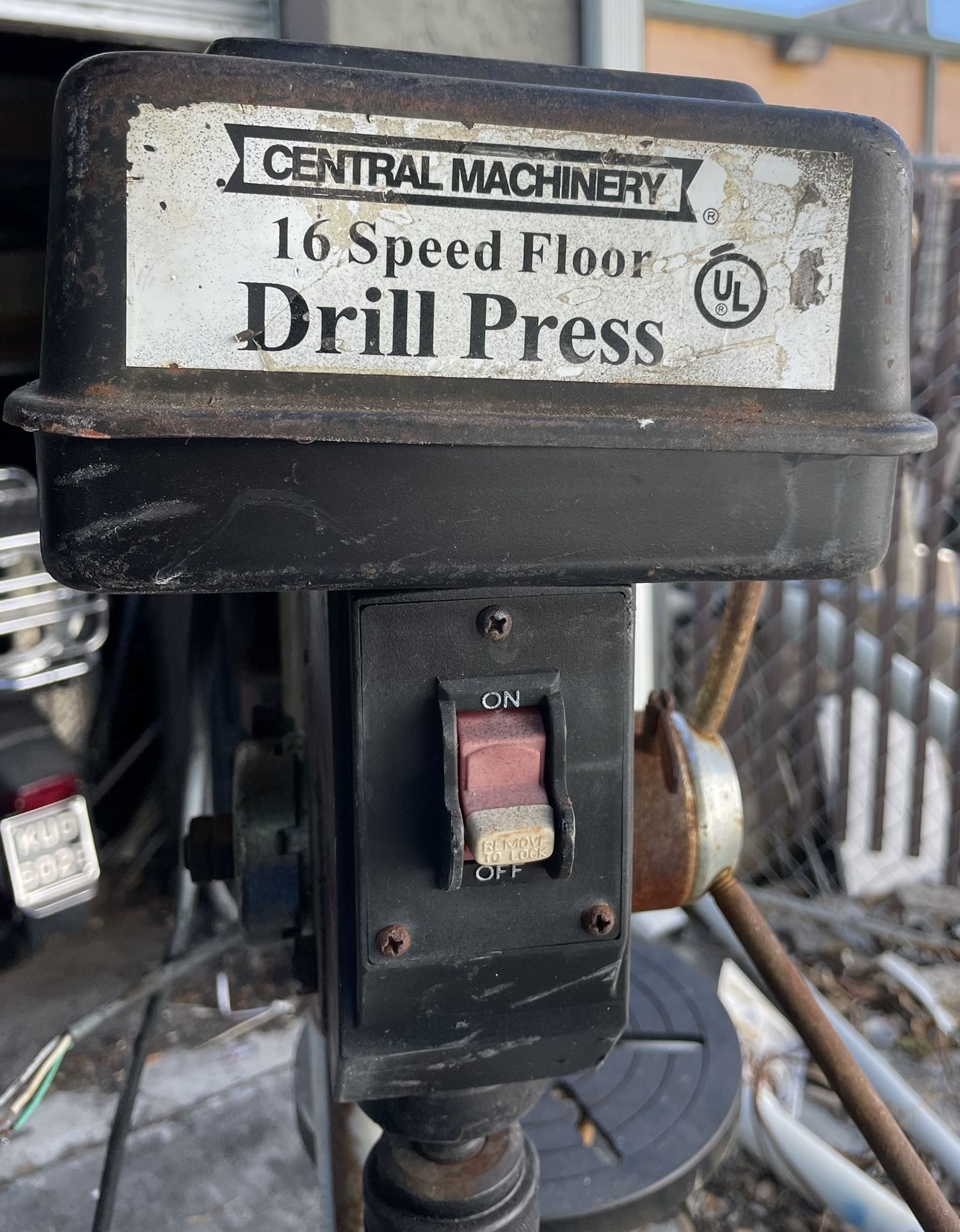 Central Machinery 16 Speed Floor Drill Press