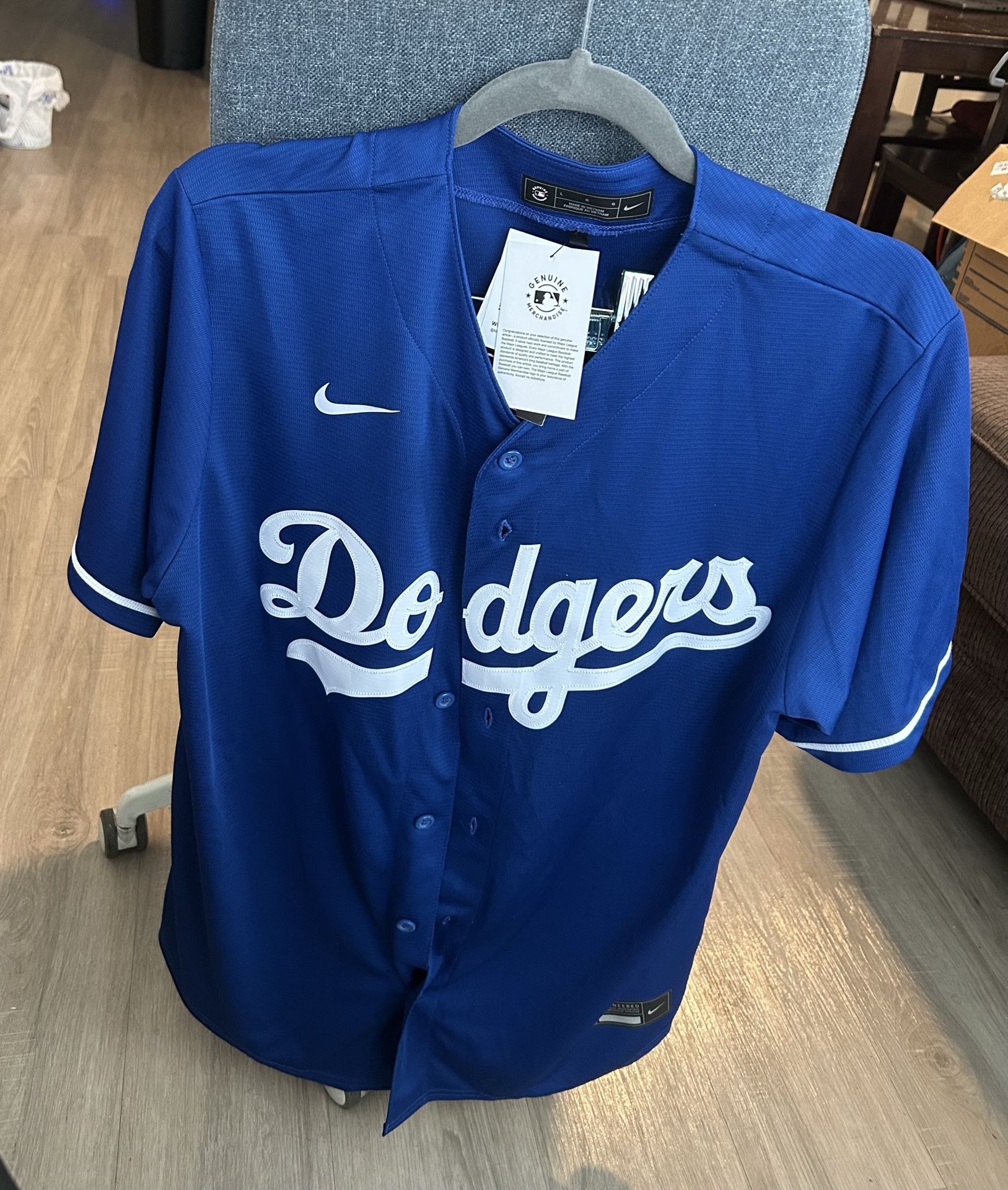 【現地公式店購入】 Nike Dodgers FREEMANユニフォームLサイズ 現地公式店購入】 Nike Dodgers FREEMANユニフォームLサイズ 応援