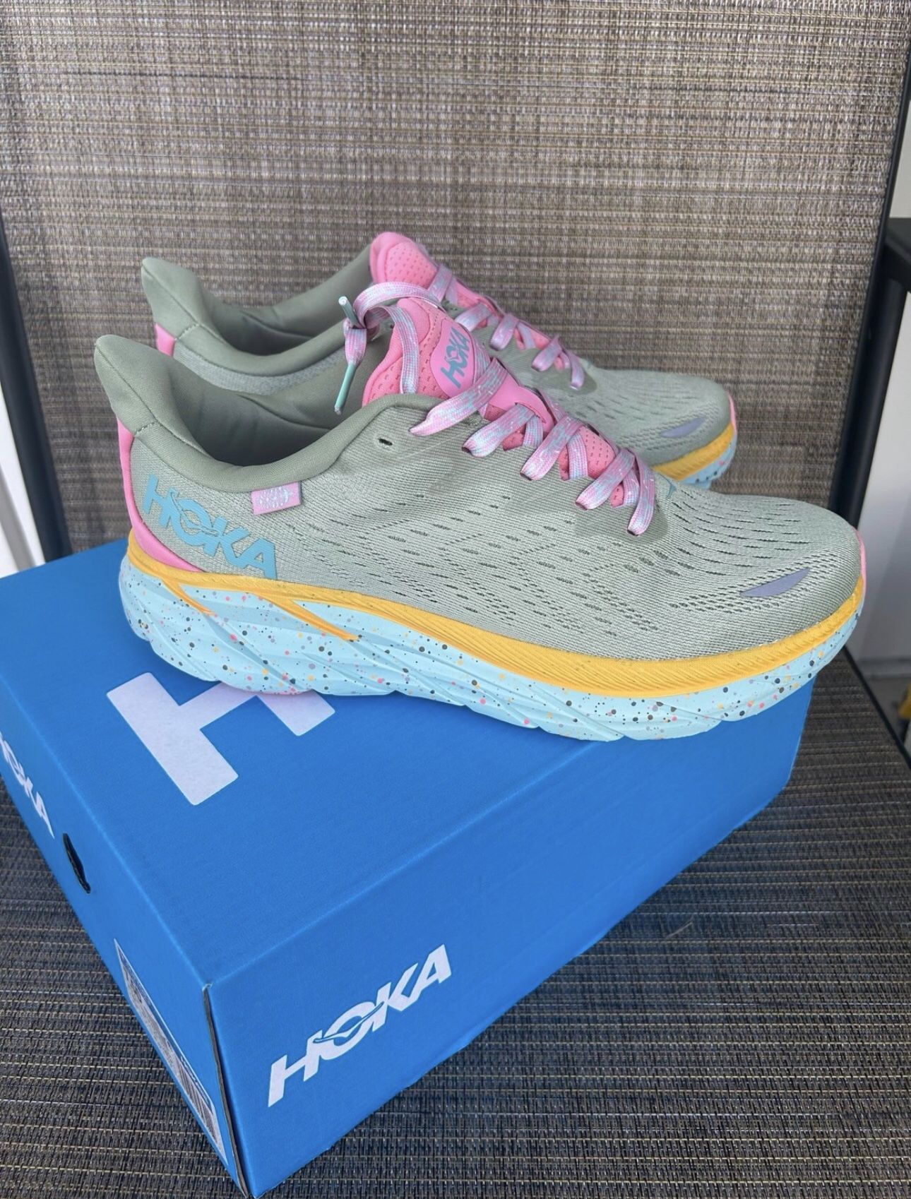 HOKA Clifton 8 Shoe Size 8.5 B