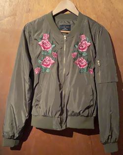 Forever 21 Floral Bomber Jacket (S/M)