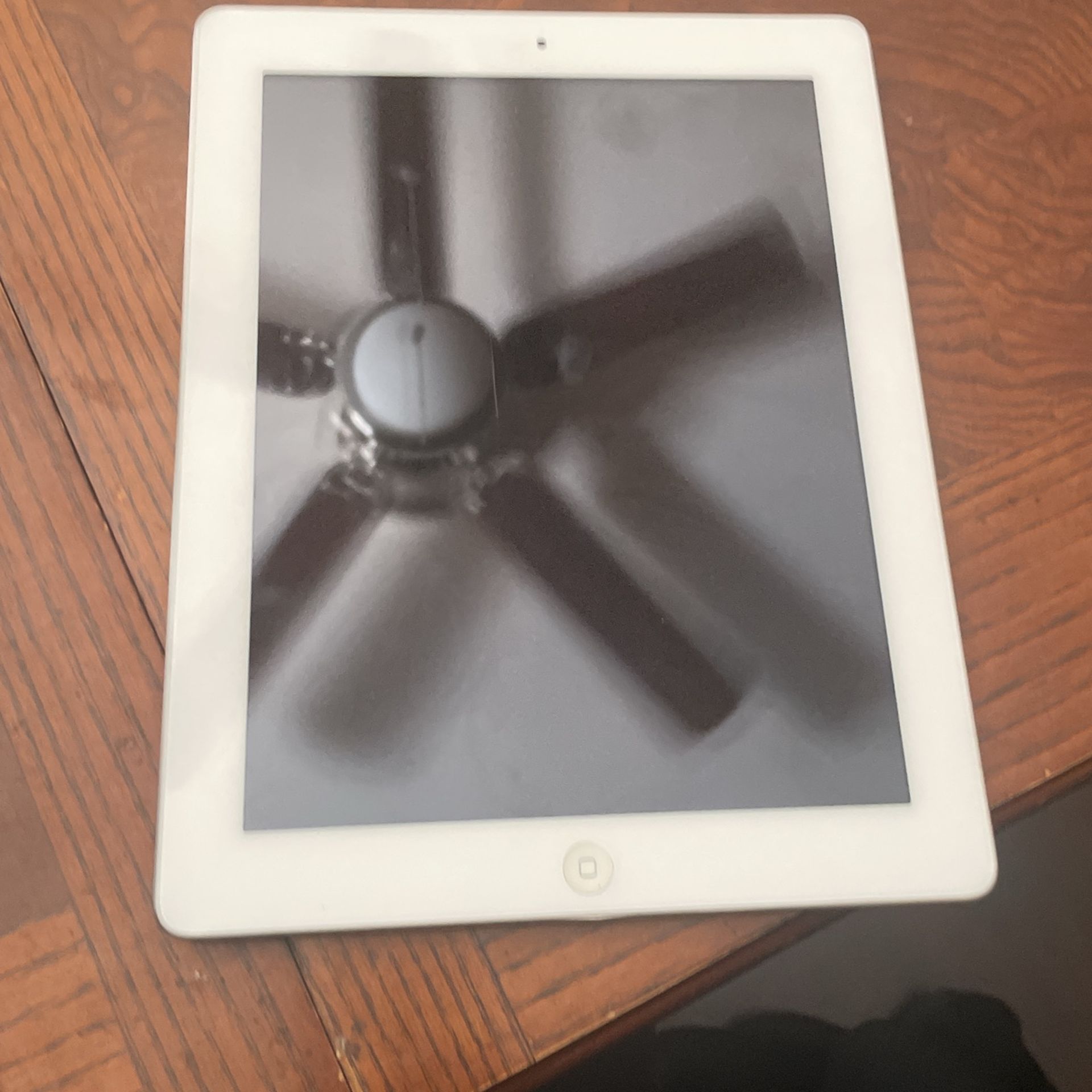 ipad 2 gray not the mini
