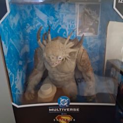 DC FIGURE KAIJU