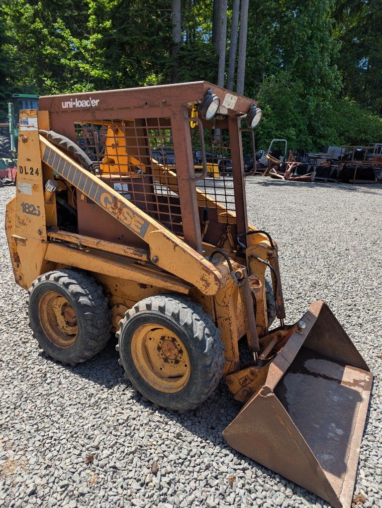 Case 1825 Uni-loader Skid Steer