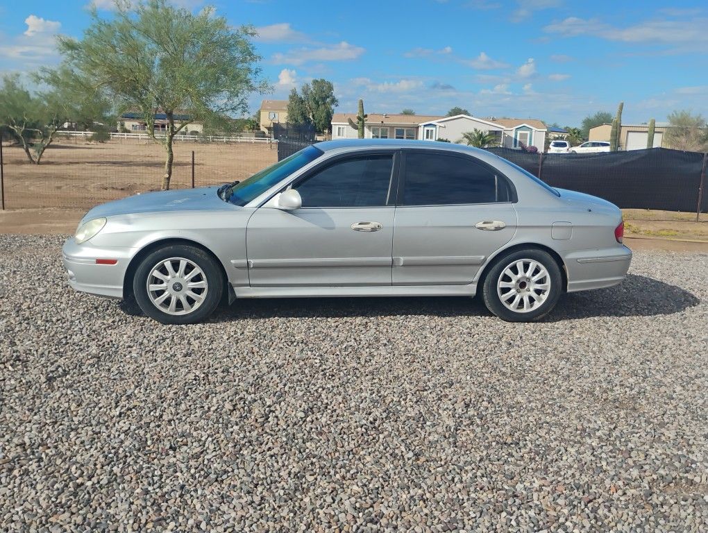 2004 Hyundai Sonata