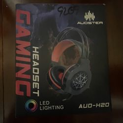AUDSTER gaming headset with led lights