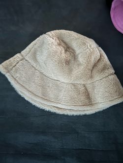 Furry Bucket hat