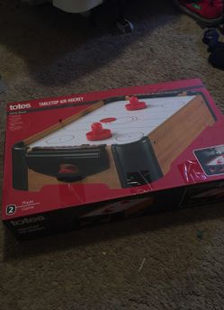 Mini air hockey table