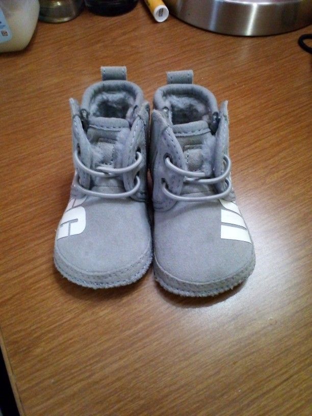 OG UGG BOOTS