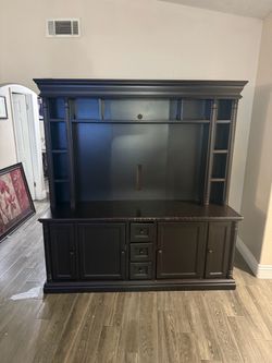 Tv stand