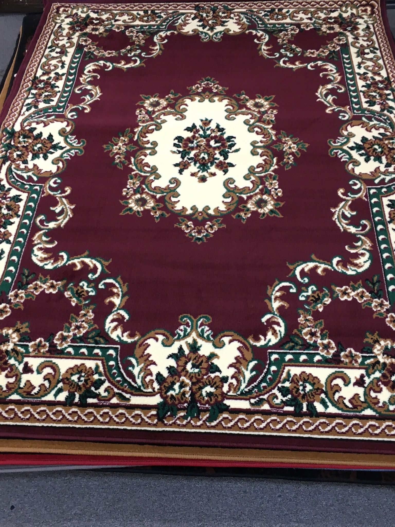 Burgundy Color Area Rug Brand New 5x7 Feet Floral Design