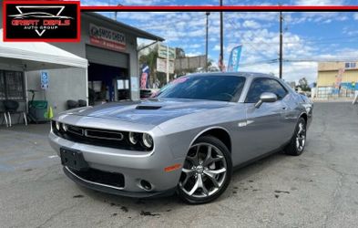 2016 Dodge Challenger SXT