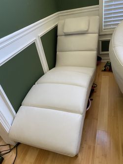 Chaise Lounge