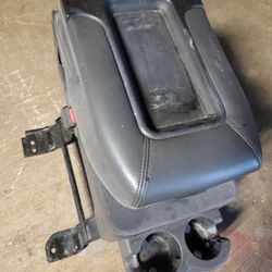 Silverado Tahoe Center Console Jump Seat
