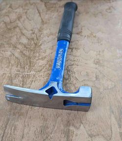 Vaughan V5 Framing Hammer,  Demo, Concrete Form Work, Excellent Condition Pick up in Burien Yes Available