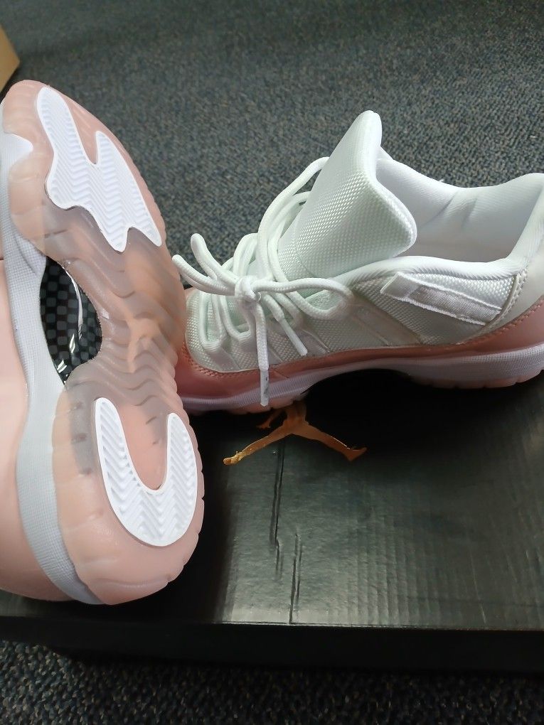 Retro Jordan 11s Low For Women 