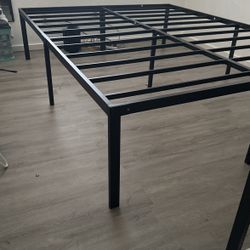 Bed Frame-Queen 18inch