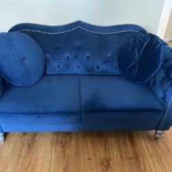 Velvet Love Seat
