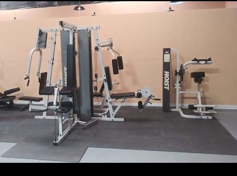 Hoist Gym Equipment  $2500 OBO You Pick Up