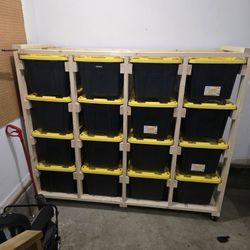 Crates Rack 