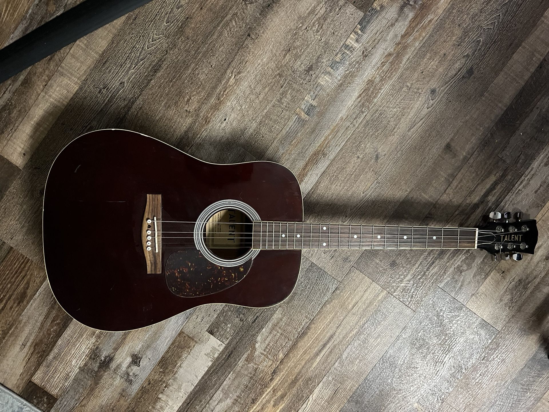 Talent Guitar