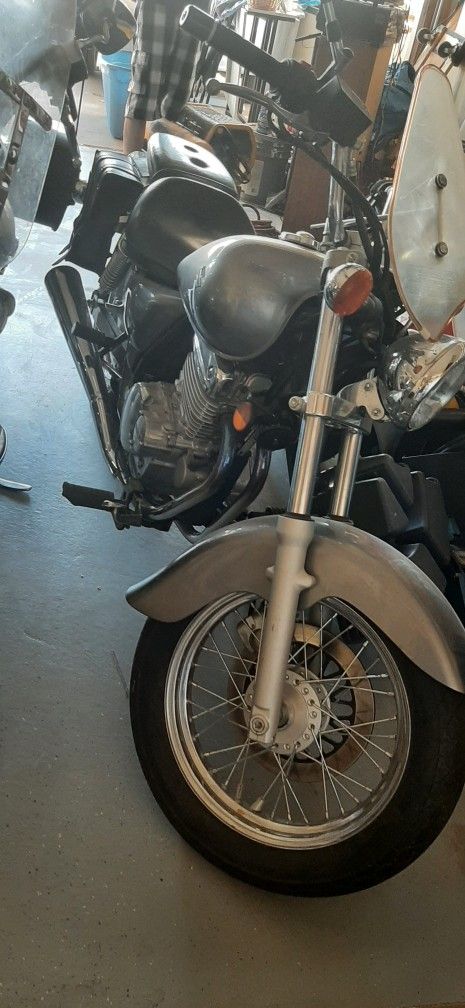2008 Suzuki 250 Motorcycle, 141 Miles, Garage Kept