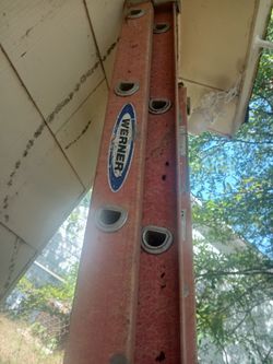 Werner Fiberglass Extension Ladder