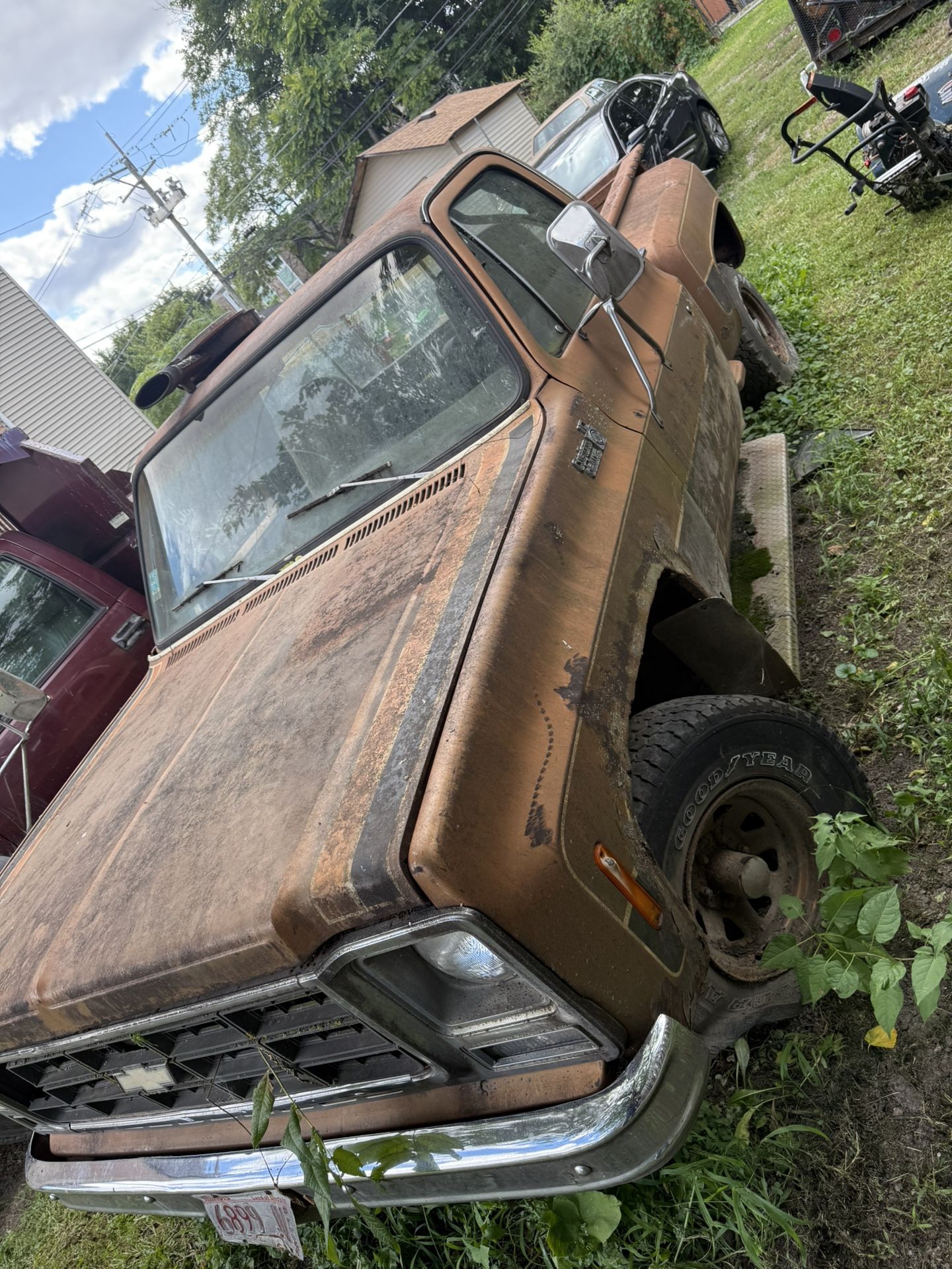 1979 Chevy van pick up truck step size