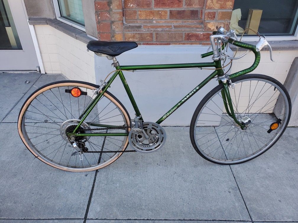 Schwinn Varsity Vintage Touring Road Bike flat tires