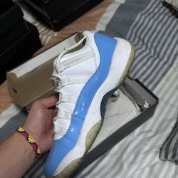 Air Jordan 11 Retro Low BG ‘University Blue’