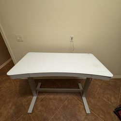 Tresanti Adjustable Electric Standing Desk