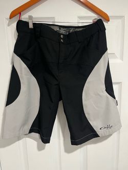 Vintage Oakley shorts y2k biker size 34