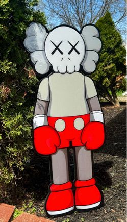 Kaws resin decor